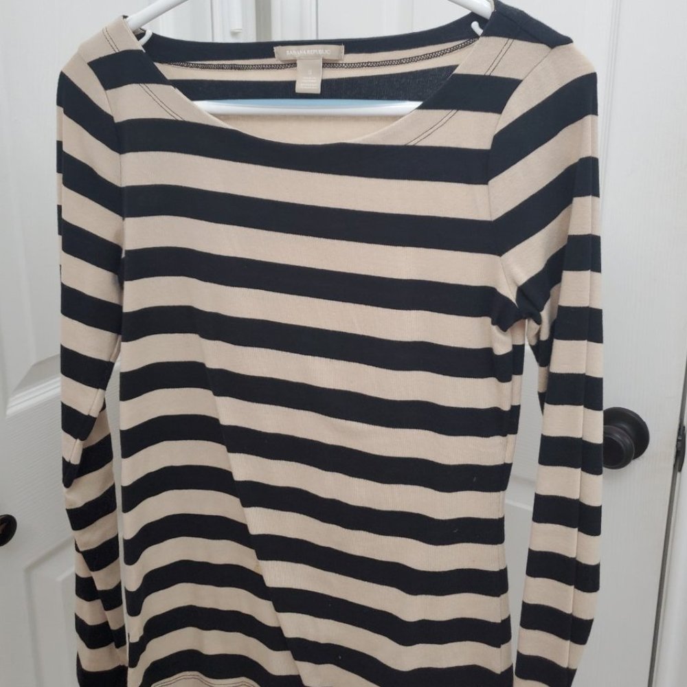 Banana Republic Striped Long Sleeve Top
